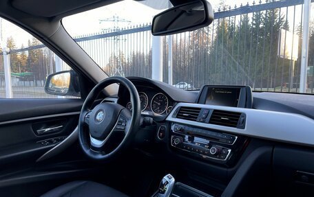 BMW 3 серия, 2016 год, 1 899 000 рублей, 9 фотография