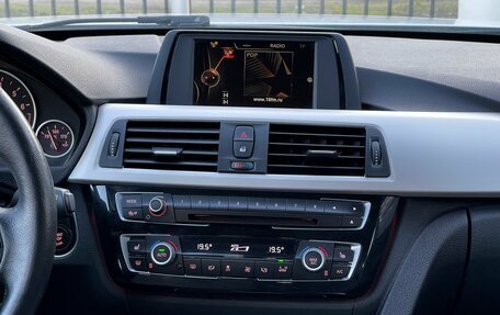 BMW 3 серия, 2016 год, 1 899 000 рублей, 21 фотография