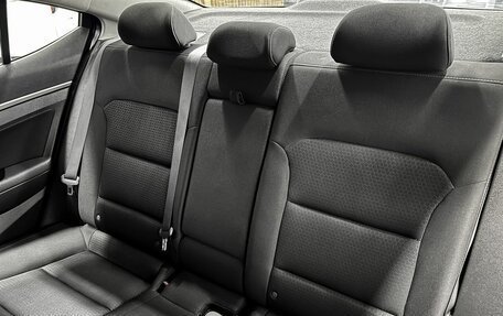 Hyundai Elantra VI рестайлинг, 2018 год, 1 575 000 рублей, 10 фотография