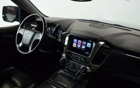 Chevrolet Tahoe IV, 2017 год, 3 299 000 рублей, 8 фотография