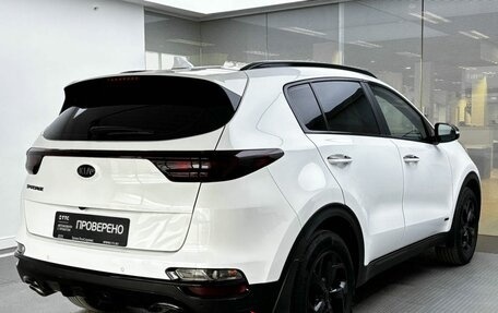 KIA Sportage IV рестайлинг, 2018 год, 2 499 000 рублей, 6 фотография