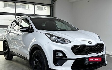 KIA Sportage IV рестайлинг, 2018 год, 2 499 000 рублей, 3 фотография