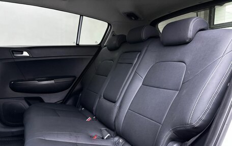 KIA Sportage IV рестайлинг, 2018 год, 2 499 000 рублей, 15 фотография