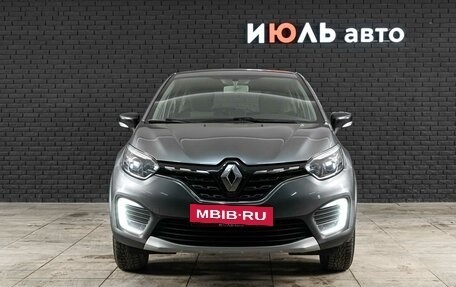Renault Kaptur I рестайлинг, 2020 год, 1 550 000 рублей, 2 фотография