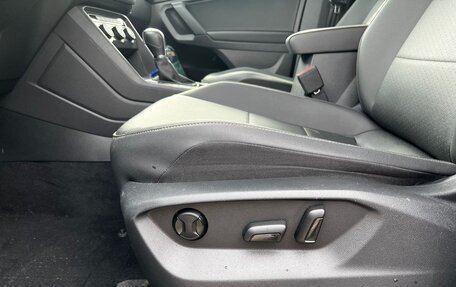 Volkswagen Tiguan II, 2019 год, 2 500 000 рублей, 11 фотография