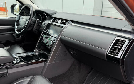 Land Rover Discovery IV, 2017 год, 2 600 000 рублей, 22 фотография