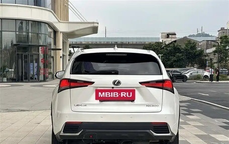 Lexus NX I, 2019 год, 2 810 050 рублей, 3 фотография