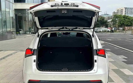 Lexus NX I, 2019 год, 2 810 050 рублей, 9 фотография