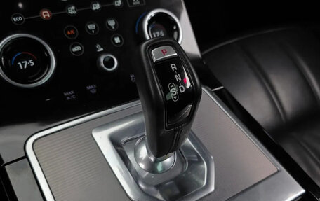 Land Rover Range Rover Evoque II, 2020 год, 2 250 173 рублей, 2 фотография