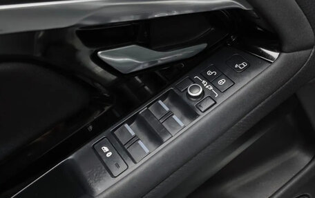 Land Rover Range Rover Evoque II, 2020 год, 2 250 173 рублей, 14 фотография