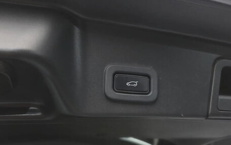 Land Rover Range Rover Evoque II, 2020 год, 2 250 173 рублей, 9 фотография