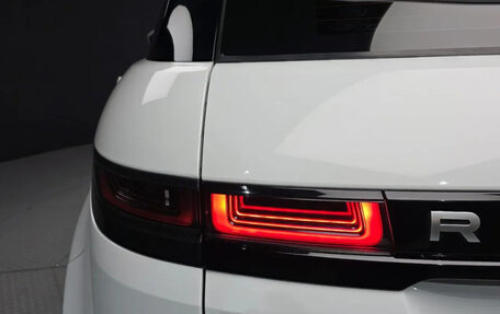 Land Rover Range Rover Evoque II, 2020 год, 2 250 173 рублей, 12 фотография