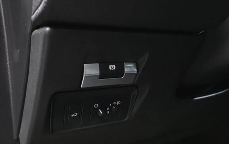 Land Rover Range Rover Evoque II, 2020 год, 2 250 173 рублей, 17 фотография