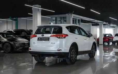 Toyota RAV4, 2018 год, 2 970 000 рублей, 4 фотография