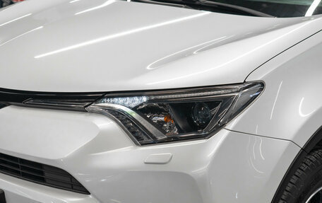 Toyota RAV4, 2018 год, 2 970 000 рублей, 19 фотография