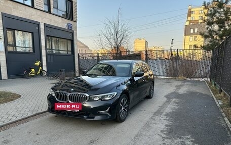 BMW 3 серия, 2019 год, 2 750 000 рублей, 3 фотография