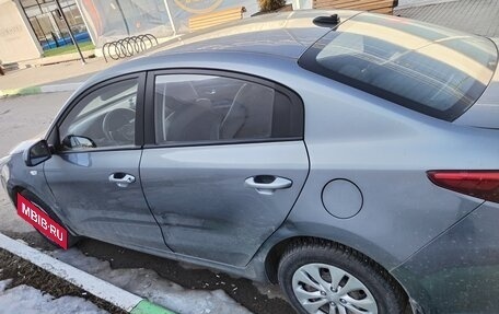 KIA Rio IV, 2017 год, 840 000 рублей, 2 фотография