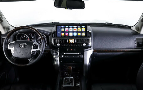 Toyota Land Cruiser 200, 2012 год, 3 678 000 рублей, 15 фотография