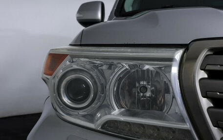 Toyota Land Cruiser 200, 2012 год, 3 678 000 рублей, 27 фотография