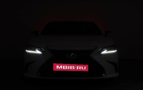 Lexus ES VII, 2018 год, 2 990 000 рублей, 14 фотография