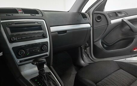 Skoda Octavia, 2011 год, 1 100 000 рублей, 8 фотография