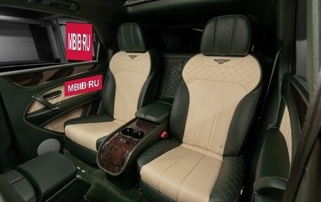 Bentley Bentayga I, 2018 год, 16 500 000 рублей, 29 фотография