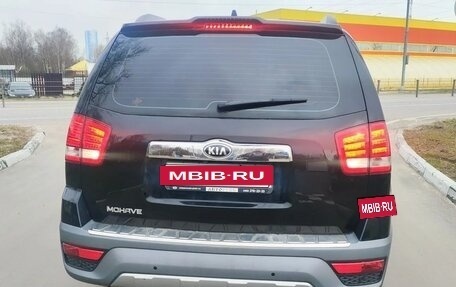 KIA Mohave I, 2018 год, 2 950 000 рублей, 13 фотография