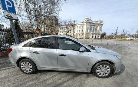 Chevrolet Cruze II, 2011 год, 600 000 рублей, 2 фотография