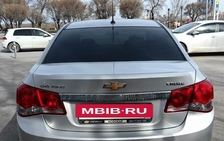 Chevrolet Cruze II, 2011 год, 600 000 рублей, 4 фотография
