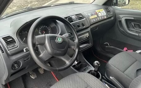 Skoda Fabia II, 2012 год, 397 000 рублей, 17 фотография