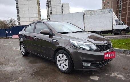 KIA Rio III рестайлинг, 2017 год, 1 000 000 рублей, 2 фотография