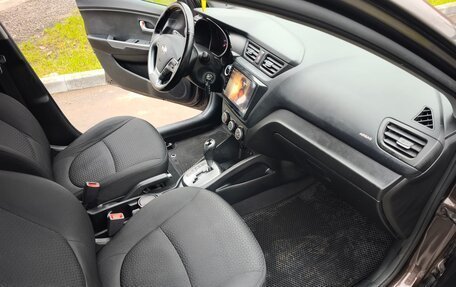 KIA Rio III рестайлинг, 2017 год, 1 000 000 рублей, 11 фотография