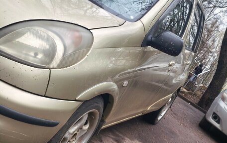 Toyota Yaris Verso, 2002 год, 435 000 рублей, 2 фотография
