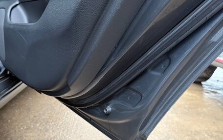 Toyota Avensis III рестайлинг, 2005 год, 850 000 рублей, 14 фотография