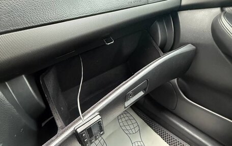 Toyota Avensis III рестайлинг, 2005 год, 850 000 рублей, 24 фотография