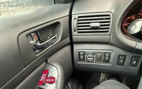 Toyota Avensis III рестайлинг, 2005 год, 850 000 рублей, 26 фотография