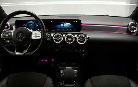 Mercedes-Benz CLA, 2020 год, 3 200 000 рублей, 8 фотография