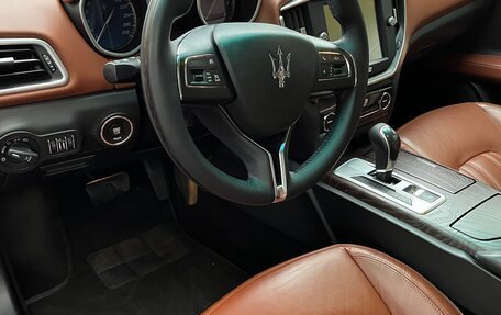 Maserati Ghibli, 2014 год, 3 488 888 рублей, 15 фотография