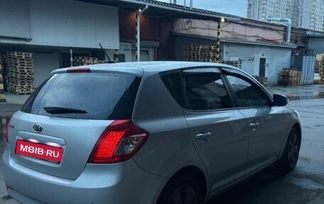 KIA cee'd I рестайлинг, 2010 год, 815 000 рублей, 4 фотография