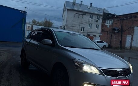 KIA cee'd I рестайлинг, 2010 год, 815 000 рублей, 3 фотография
