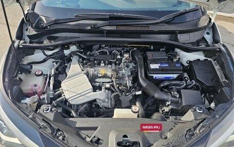 Toyota C-HR I рестайлинг, 2019 год, 2 200 000 рублей, 11 фотография