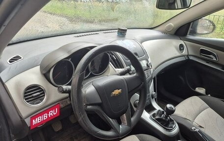 Chevrolet Cruze II, 2013 год, 650 000 рублей, 2 фотография