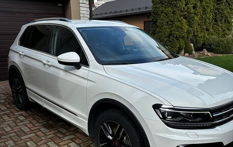 Volkswagen Tiguan II, 2018 год, 3 250 000 рублей, 6 фотография