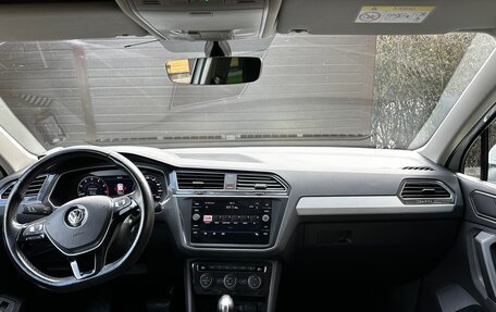 Volkswagen Tiguan II, 2018 год, 3 250 000 рублей, 10 фотография