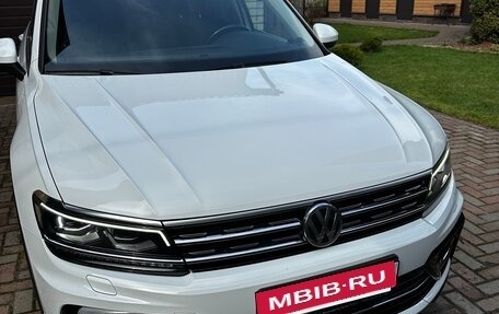 Volkswagen Tiguan II, 2018 год, 3 250 000 рублей, 4 фотография
