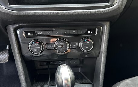 Volkswagen Tiguan II, 2018 год, 3 250 000 рублей, 16 фотография