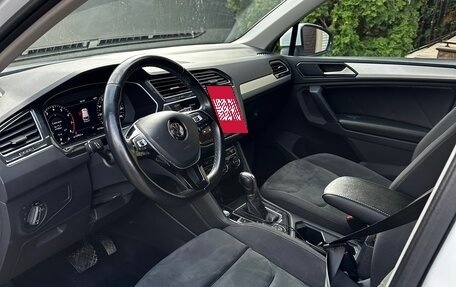 Volkswagen Tiguan II, 2018 год, 3 250 000 рублей, 20 фотография