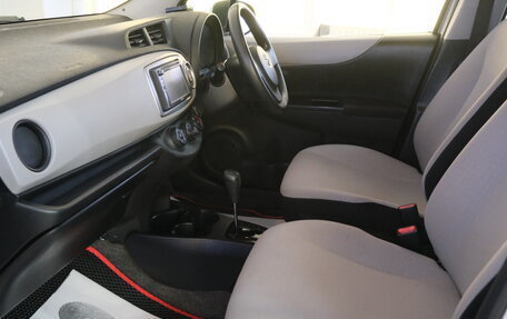 Toyota Vitz, 2011 год, 749 000 рублей, 18 фотография