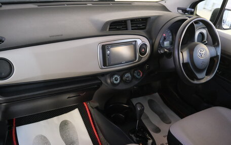 Toyota Vitz, 2011 год, 749 000 рублей, 17 фотография