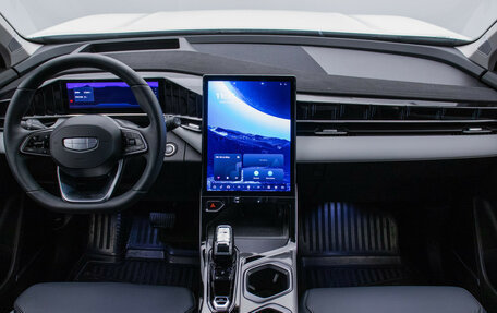 Geely Atlas, 2024 год, 3 238 000 рублей, 13 фотография